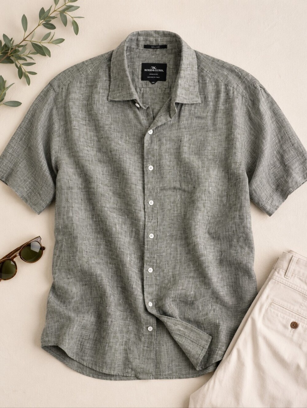 Rodd & Gunn Short-Sleeve Button-Down Linen Shirt in Olive Gray. Mens 2xl